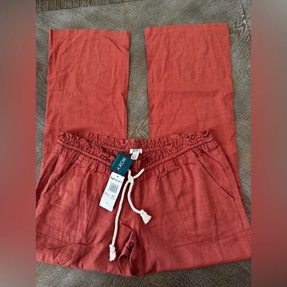 Roxy Women's Boot Cut Pants in Rust Red with Drawstring - Picture 5 of 7
